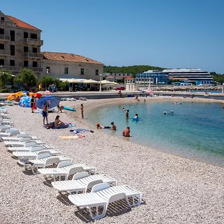 Family Friendly House With A Swimming Pool Postira, Brac - 19563 Feriehus